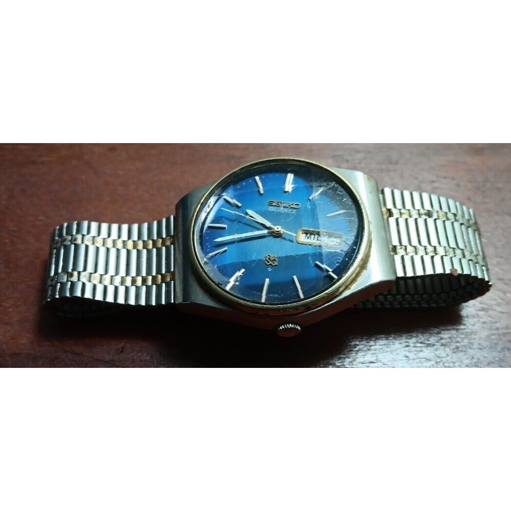 Rare Men's Seiko 8D4623 Blue Quartz Faceted Face Watch